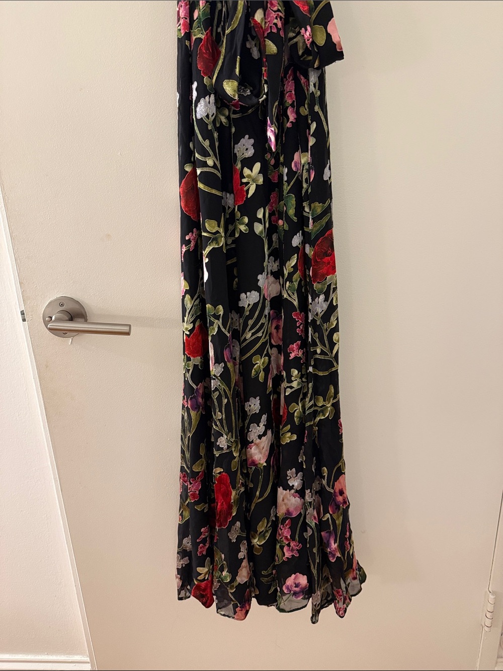 Alice + Olivia Black Floral Halter Maxi Dress with Tie Waist - Picture 6 of 13
